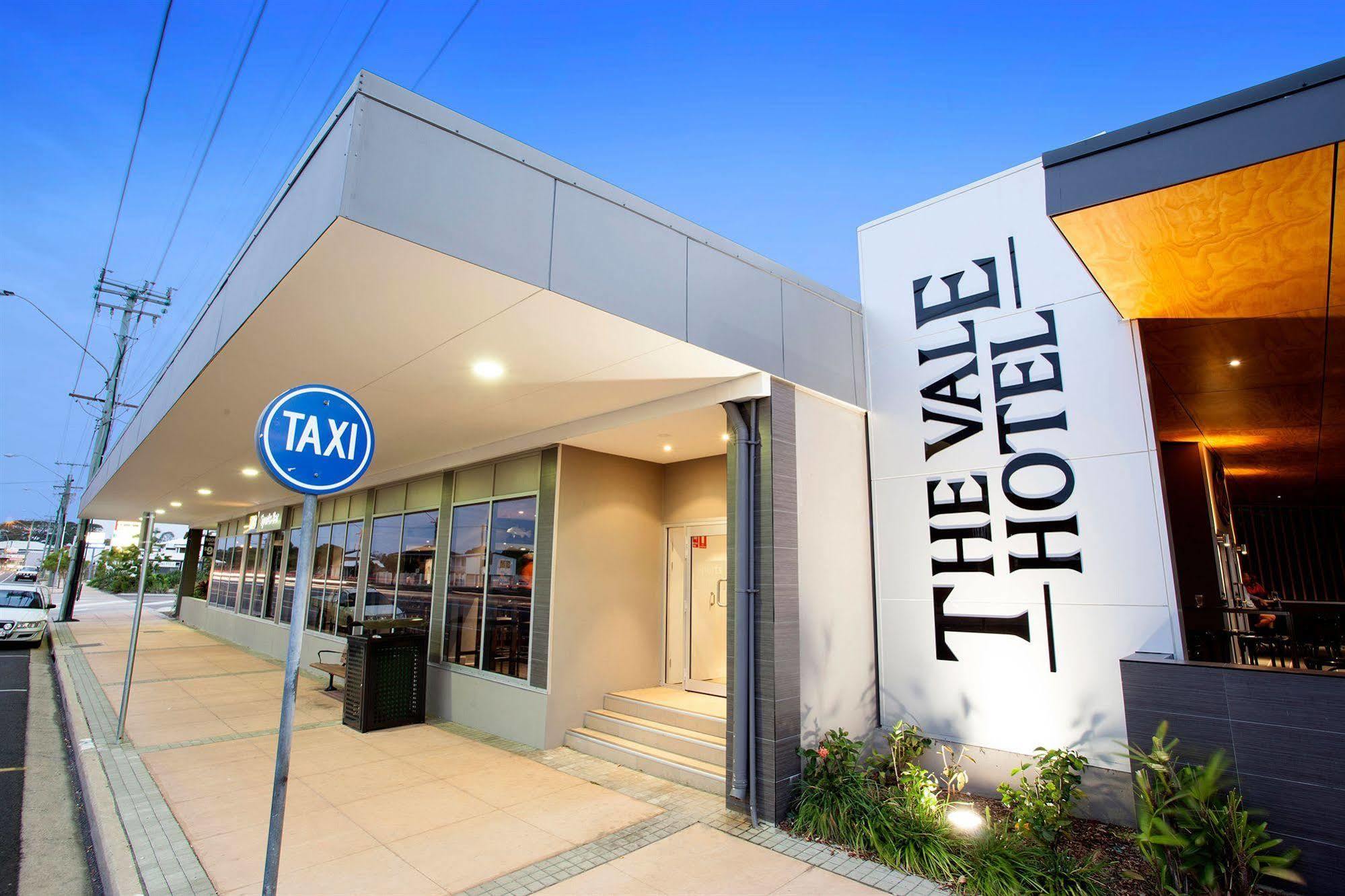 Vale Hotel Townsville Exterior photo